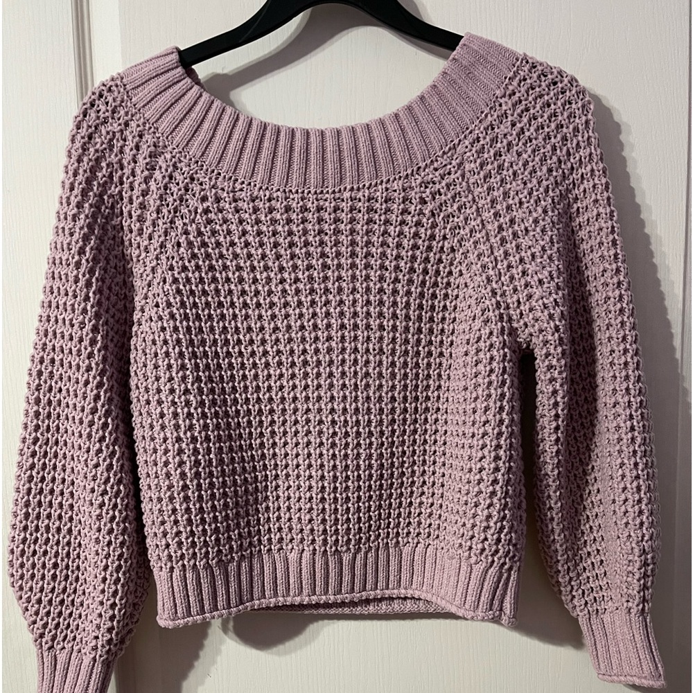 Abercrombie junior cropped sweater size medium